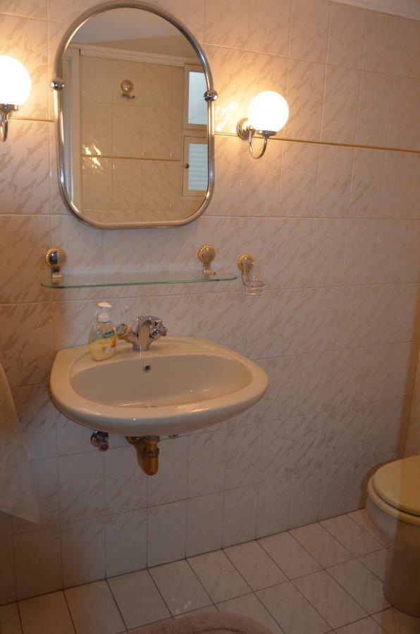 Perfect Beachfront Apartment Atina Dış mekan fotoğraf