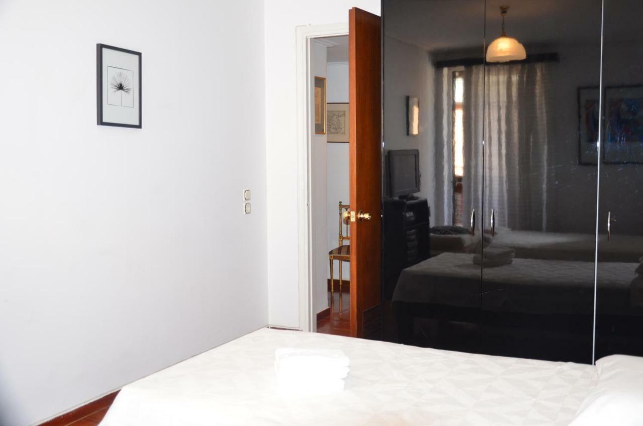 Perfect Beachfront Apartment Atina Dış mekan fotoğraf