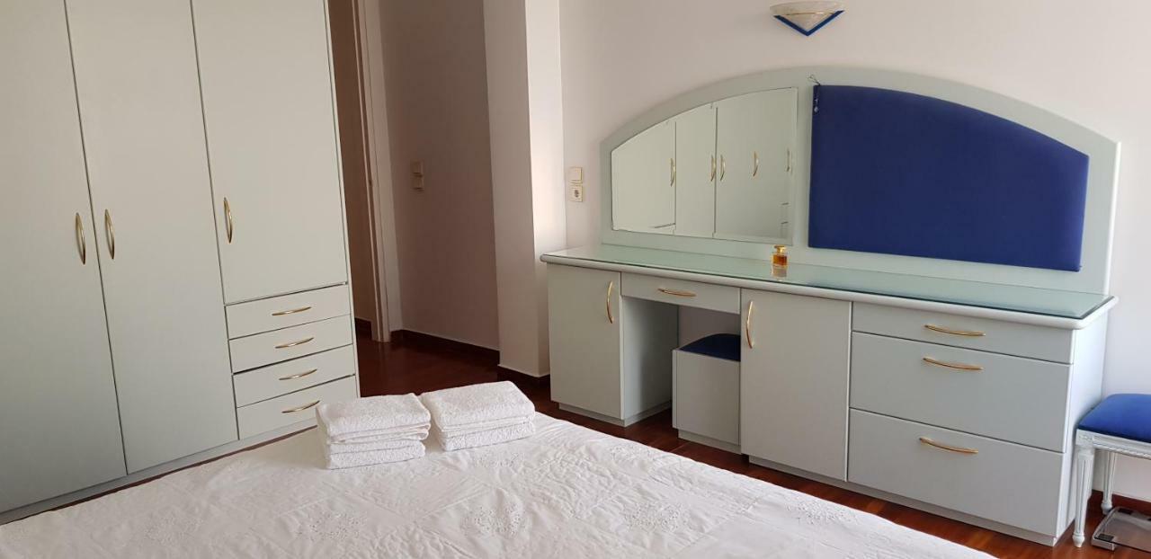 Perfect Beachfront Apartment Atina Dış mekan fotoğraf